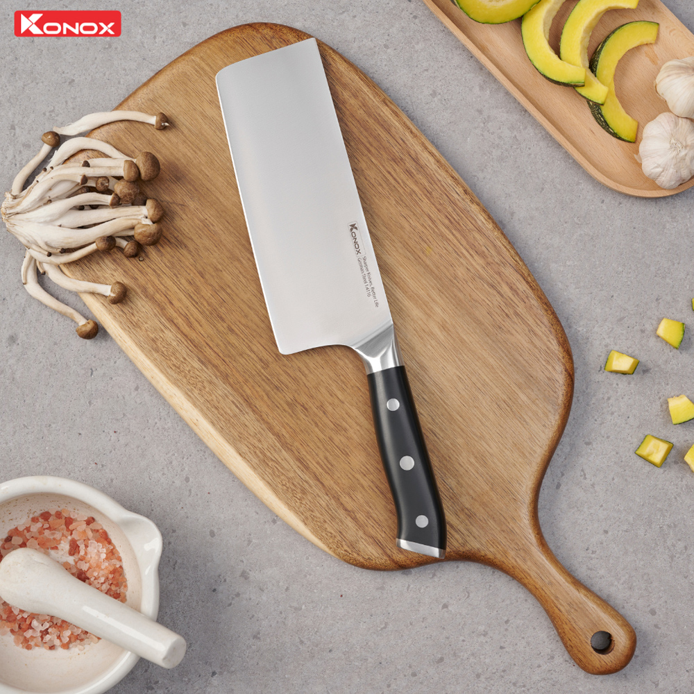 Thép Đức và cán ABS trên dao Emmitt Chopper